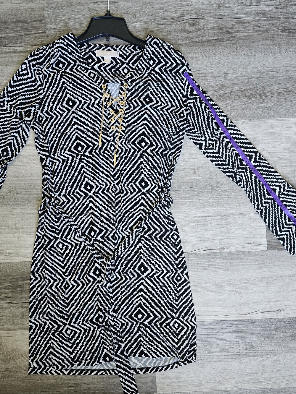 MICHAEL Michael Kors Black and White Geometric Lace-Up Long Sleeve Dress - Picture 4 of 16